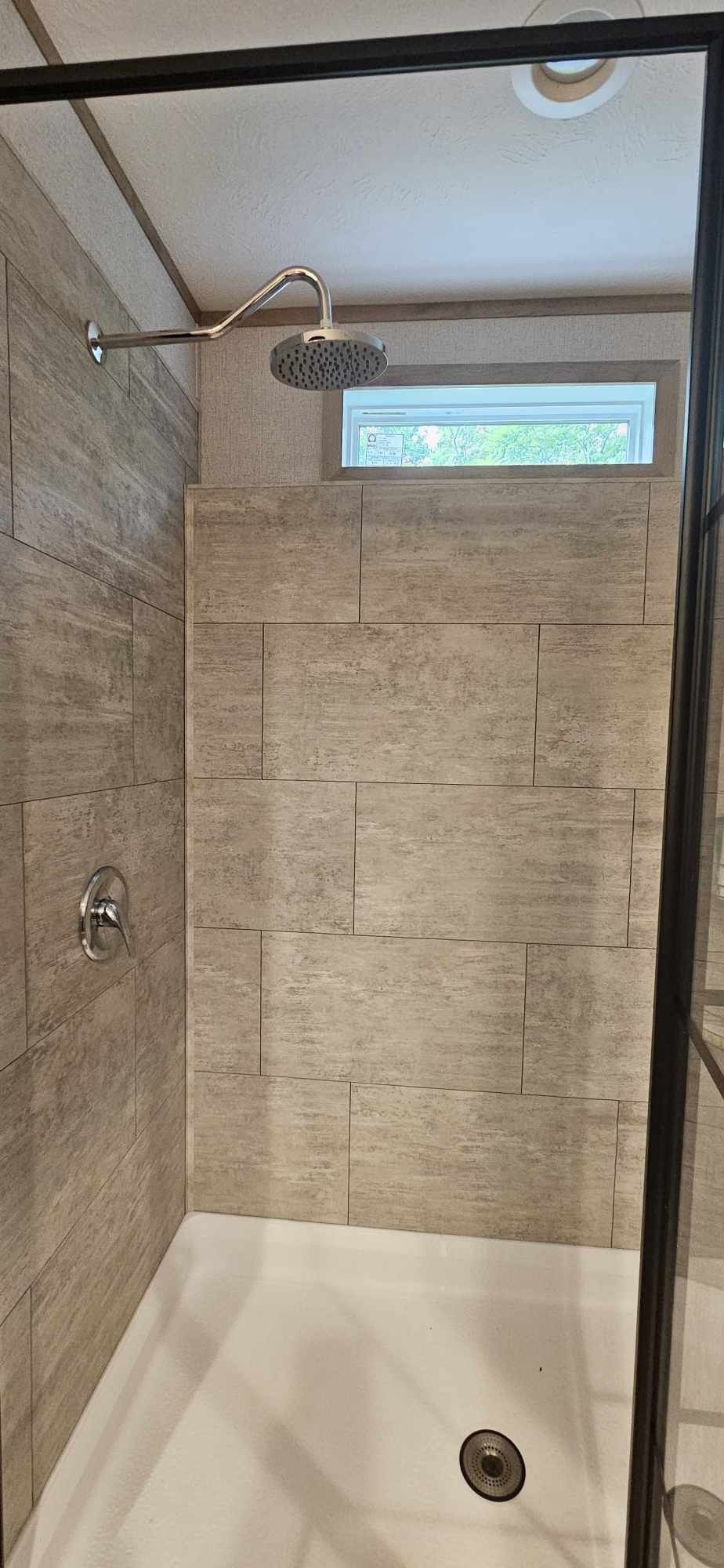 Southside, Tennessee 37171, United States, 3 Bedrooms Bedrooms, ,2 BathroomsBathrooms,Residential,Pending,40303