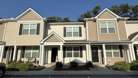 1144 Tradition Trl 52 Murfreesboro TN 37130