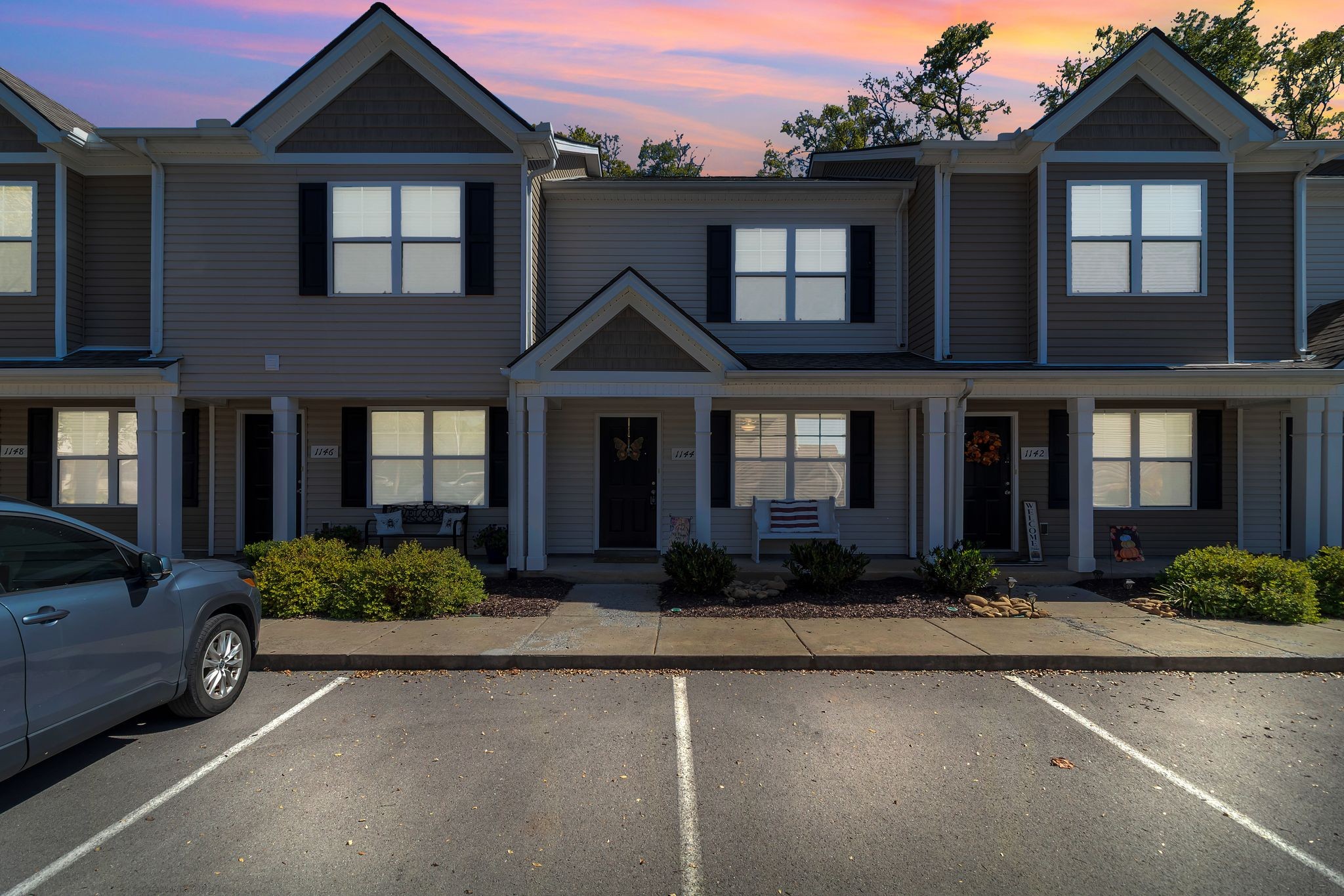 1144 Tradition Trl 52