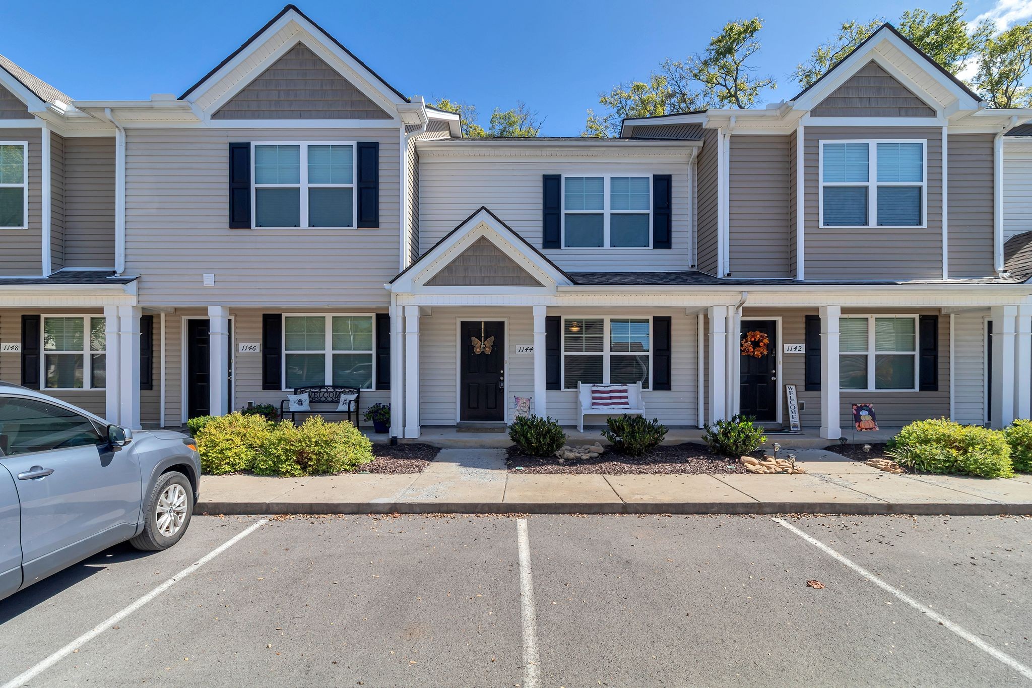 1144 Tradition Trl 52