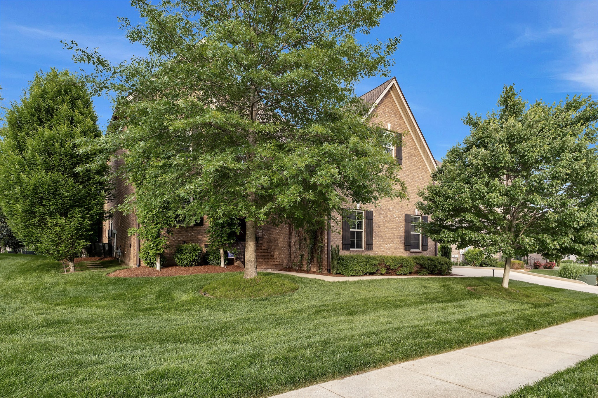 6018 Trotwood Ln
