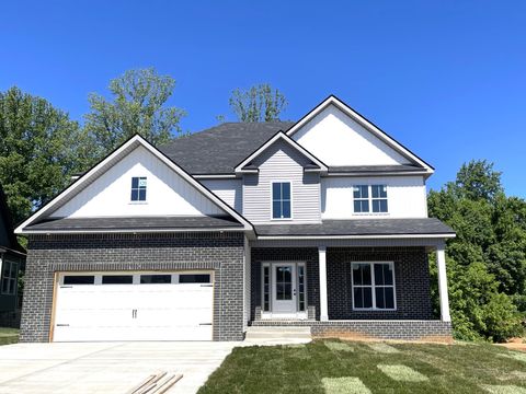 Photo of 320 Timber Springs, Clarksville, TN 37042 (MLS # 3214150)