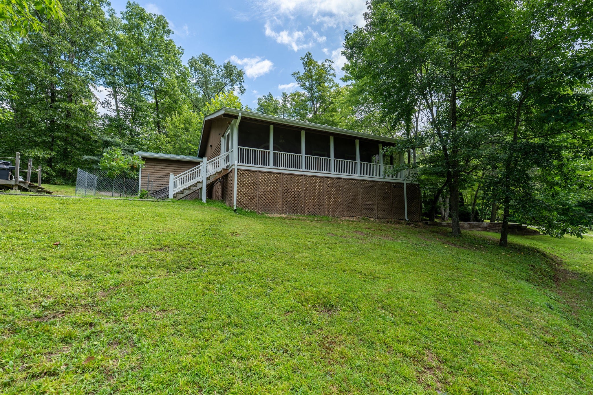 1454 Cherokee Rd