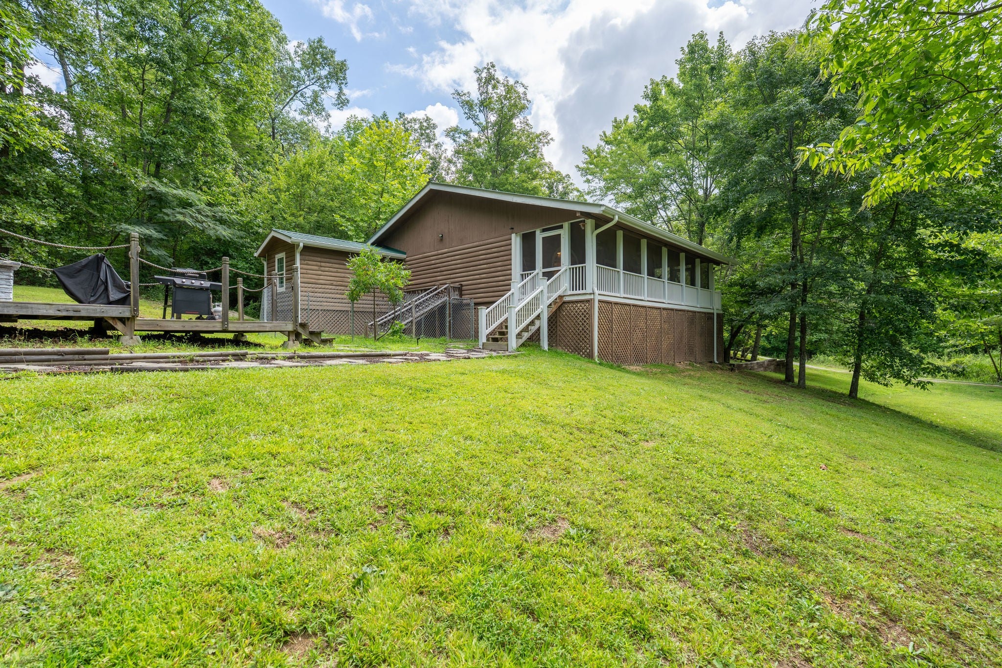 1454 Cherokee Rd