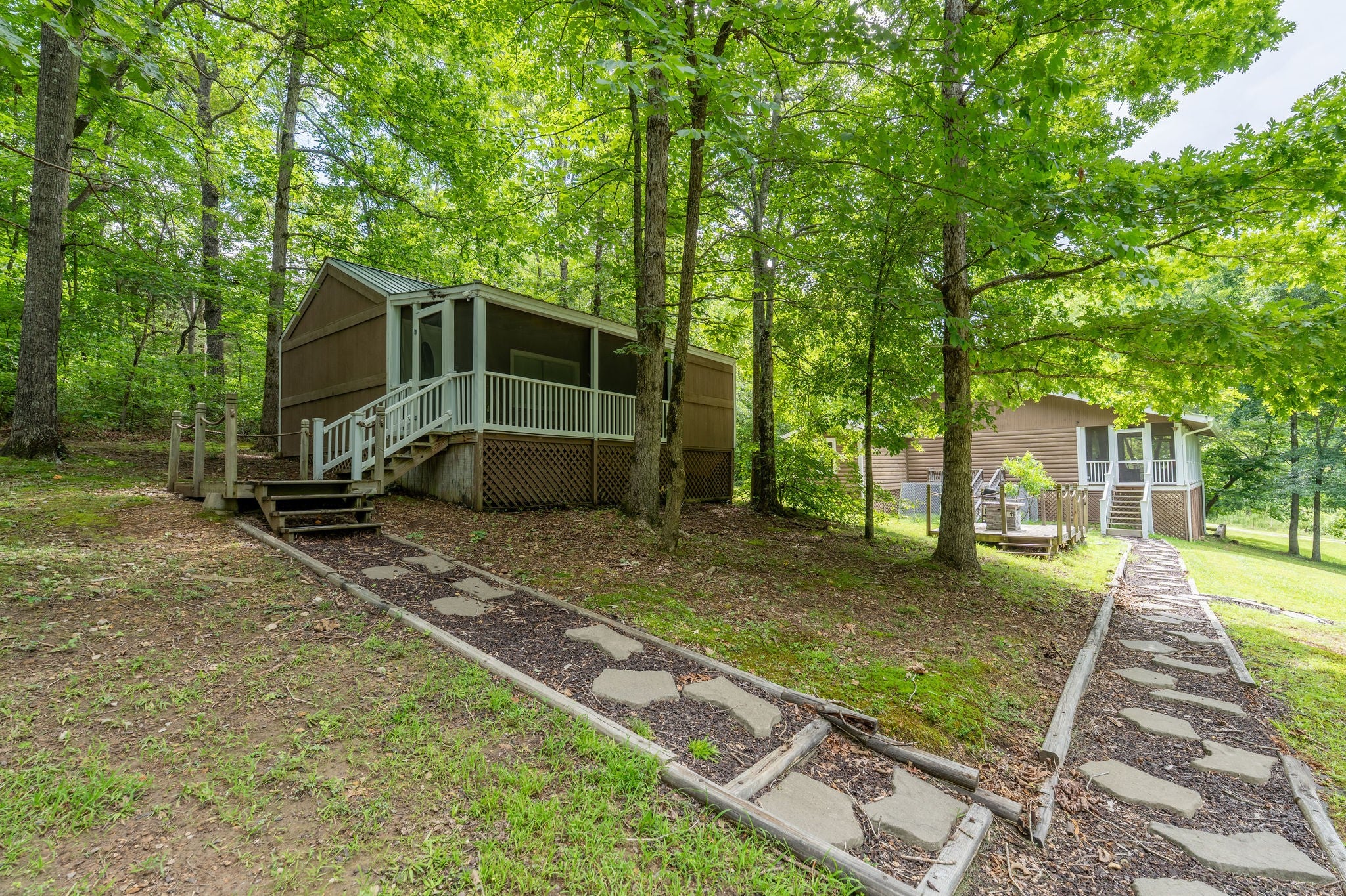 1454 Cherokee Rd