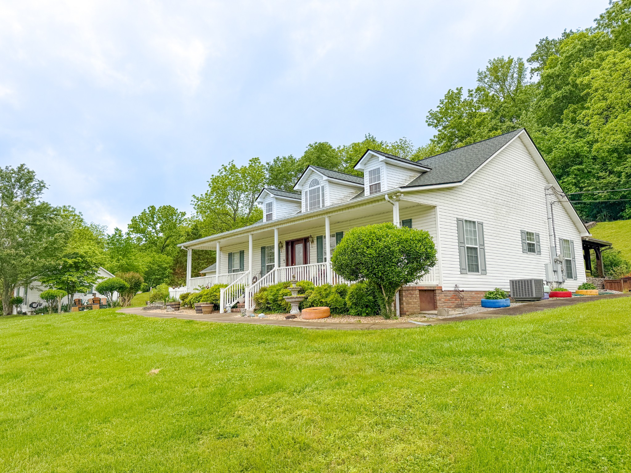 414 Mt View Dr