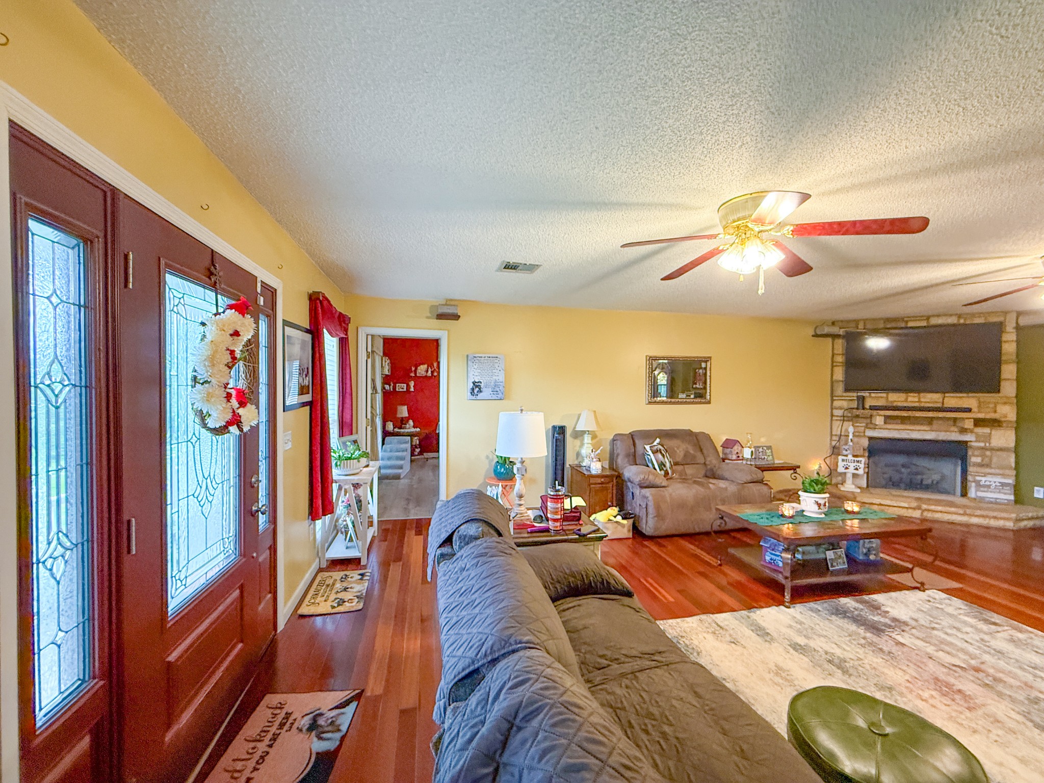 414 Mt View Dr