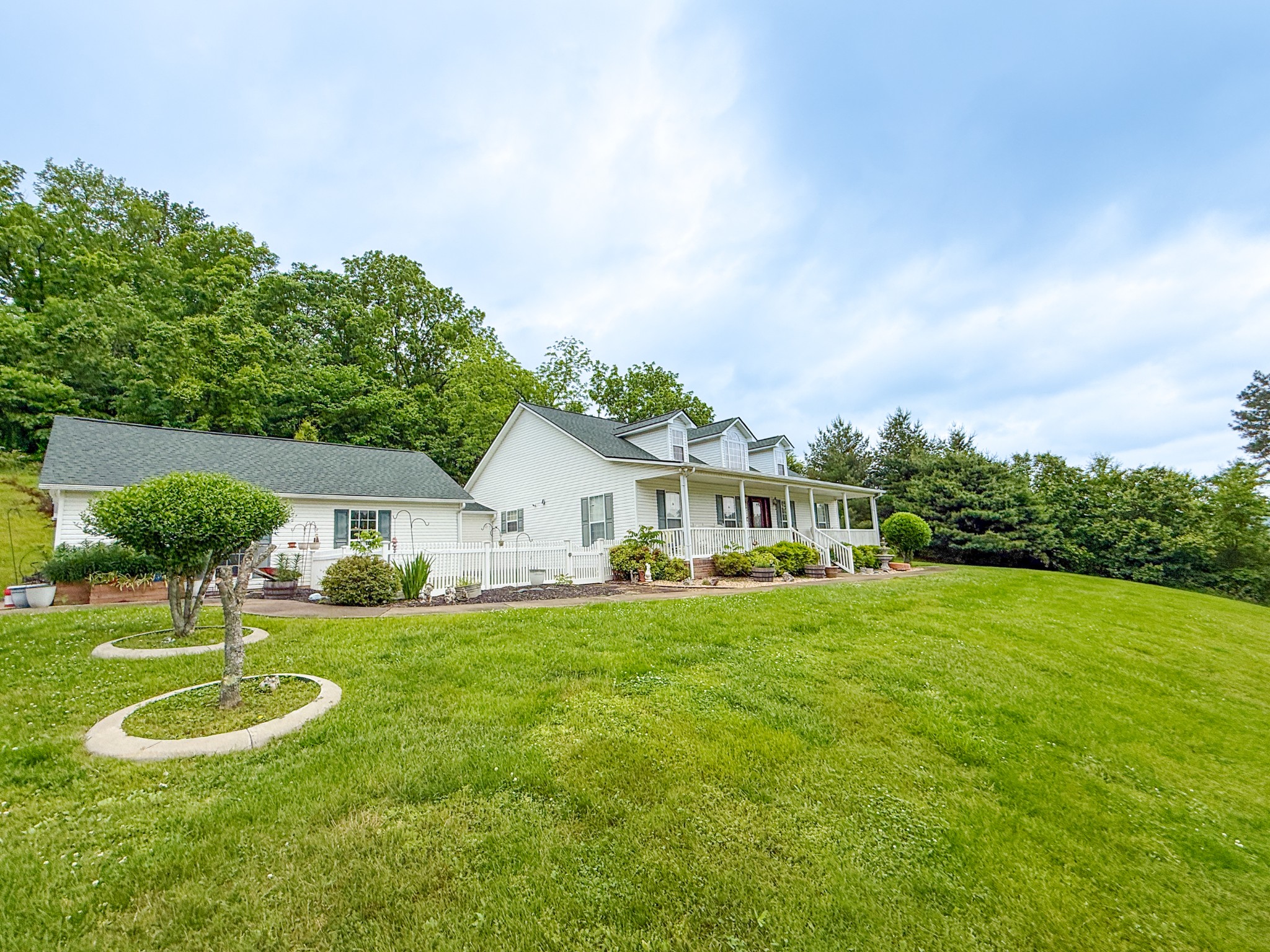 414 Mt View Dr