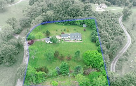 414 Mt View Dr Pulaski TN 38478