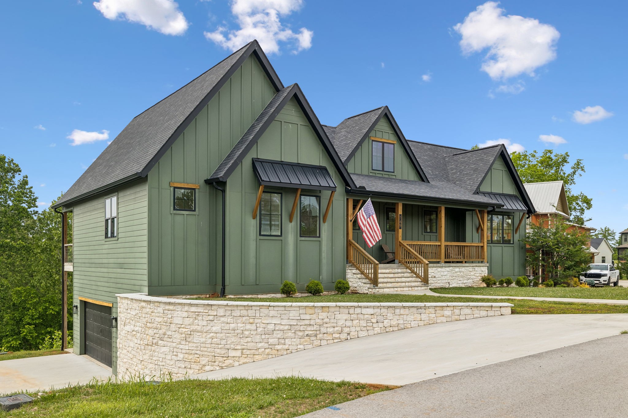 169 Joy Cir