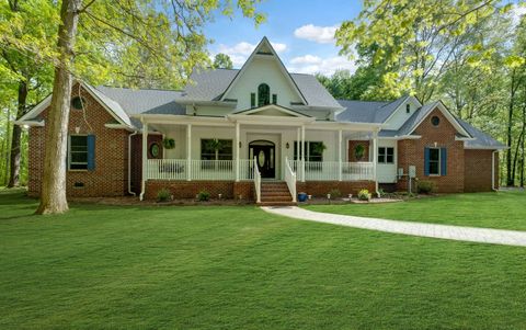115 Rocky Drive Dickson TN 37055