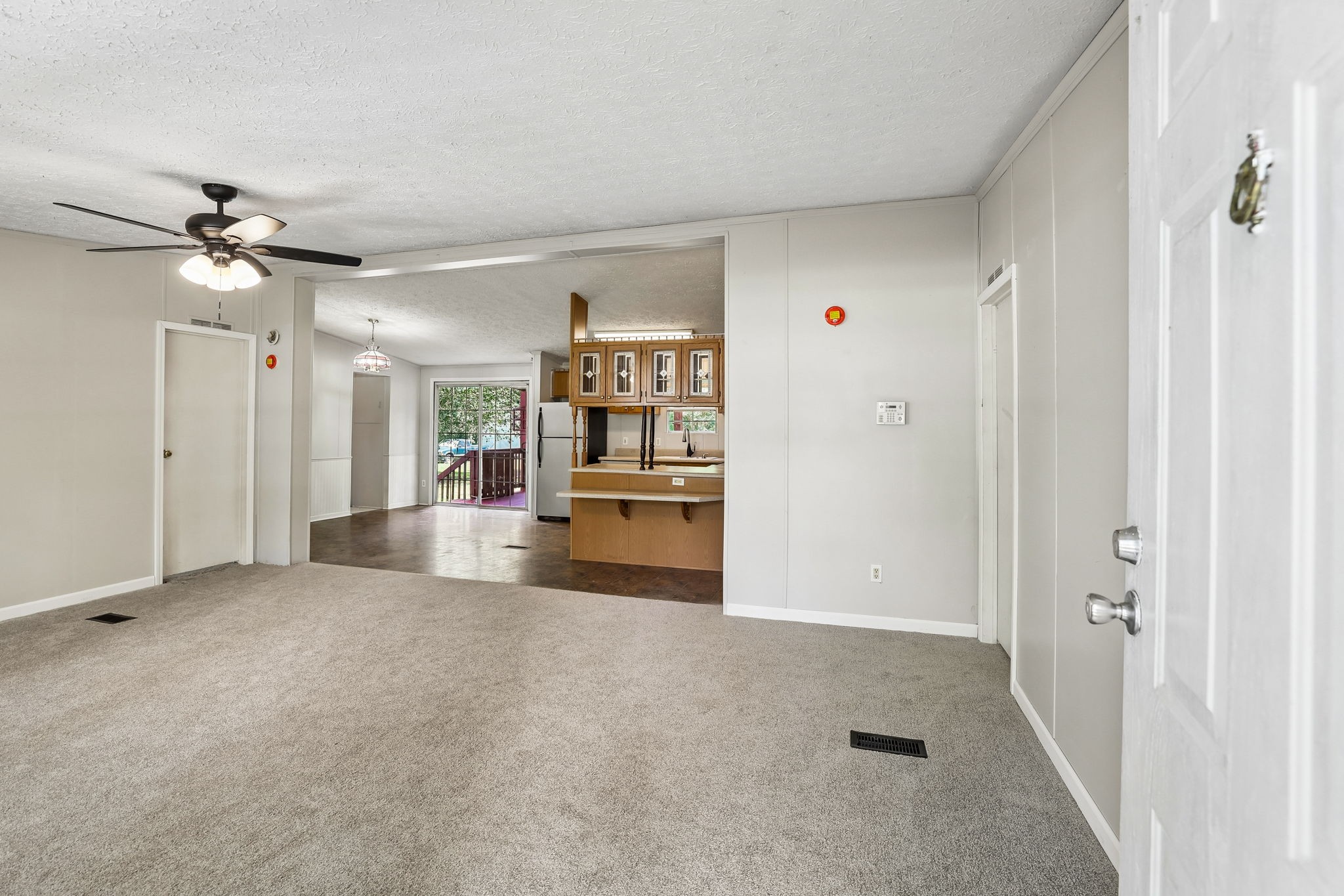 94 Forrestwood Dr