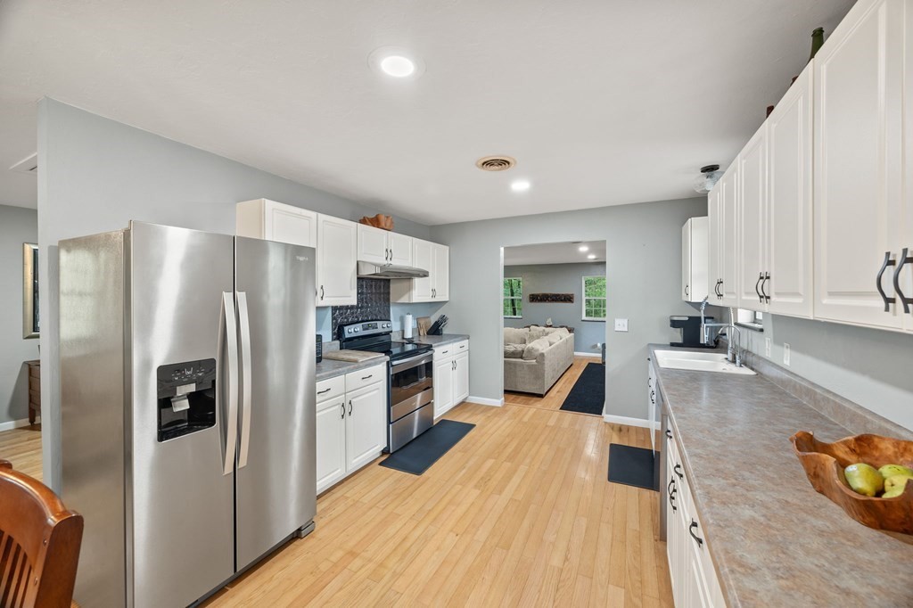 2543 S Bunker Hill Rd