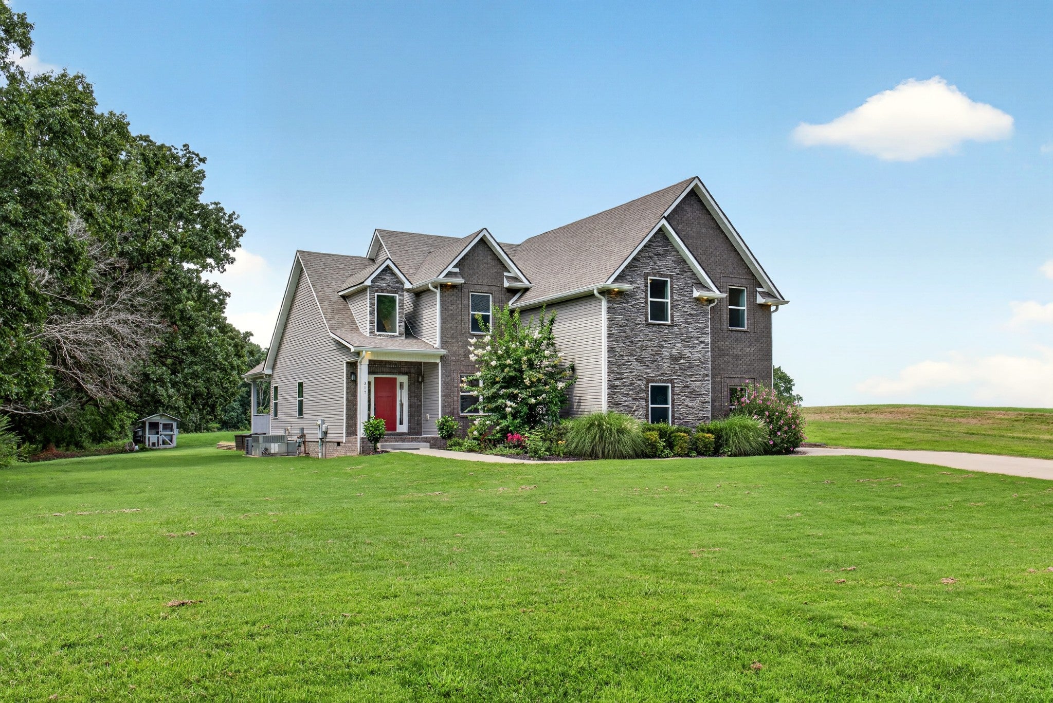 317 Alonzo Pl