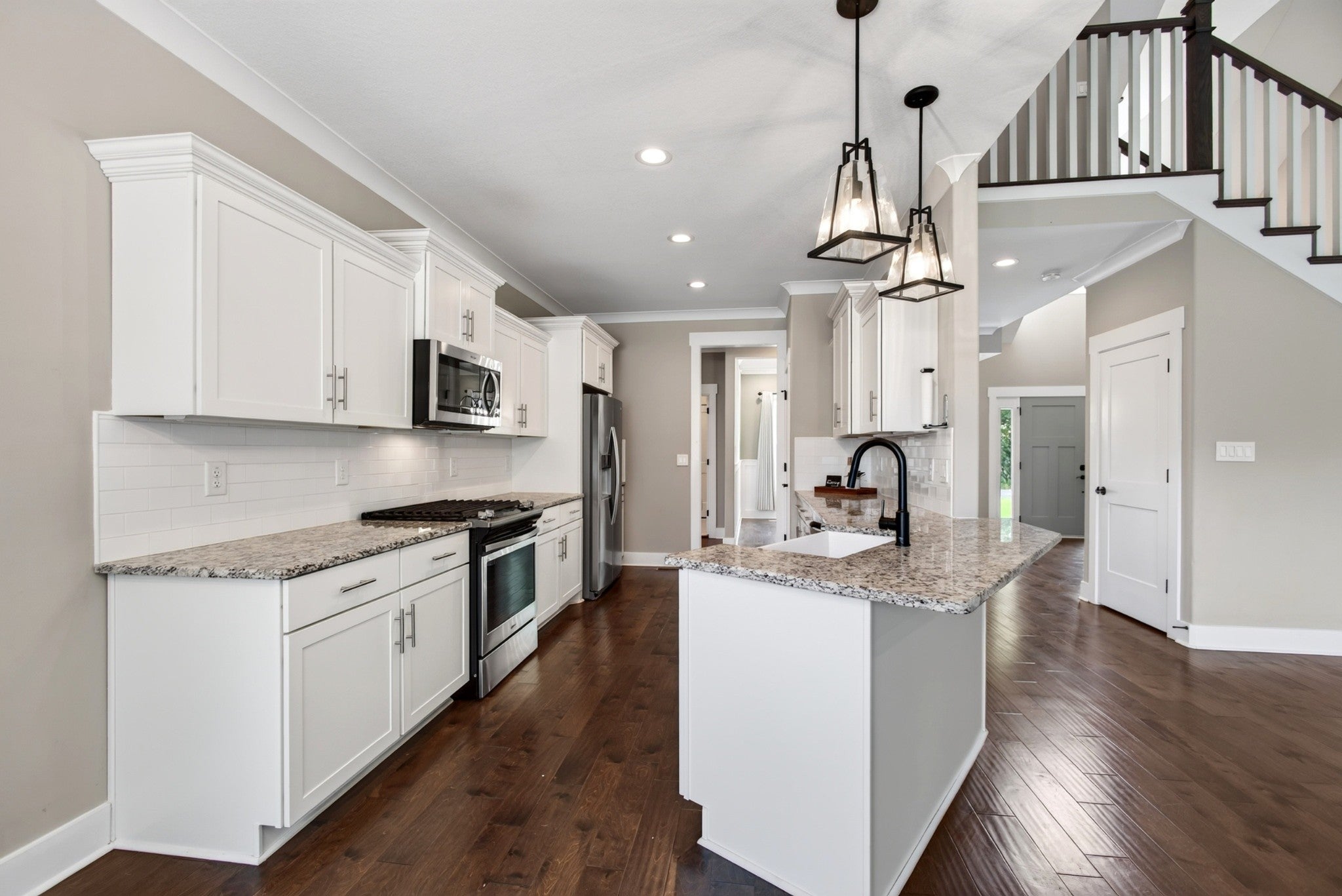 317 Alonzo Pl