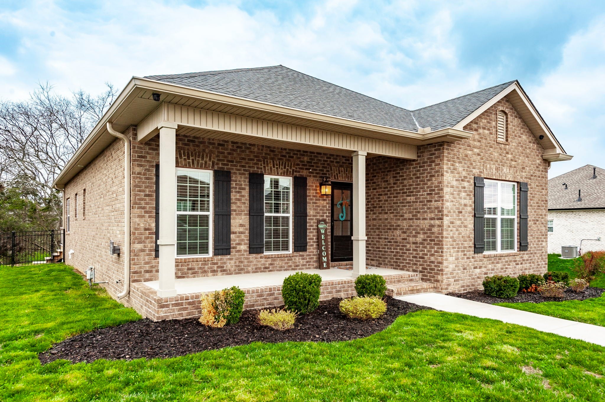520 Dottie Dr