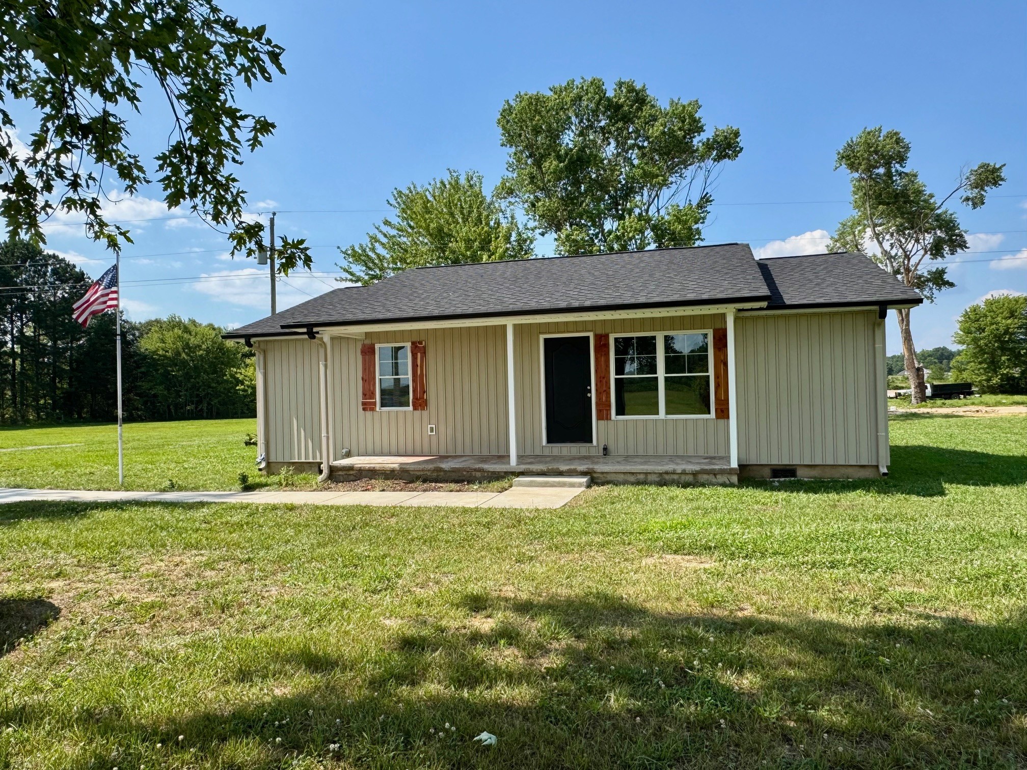 8165 State Line Rd