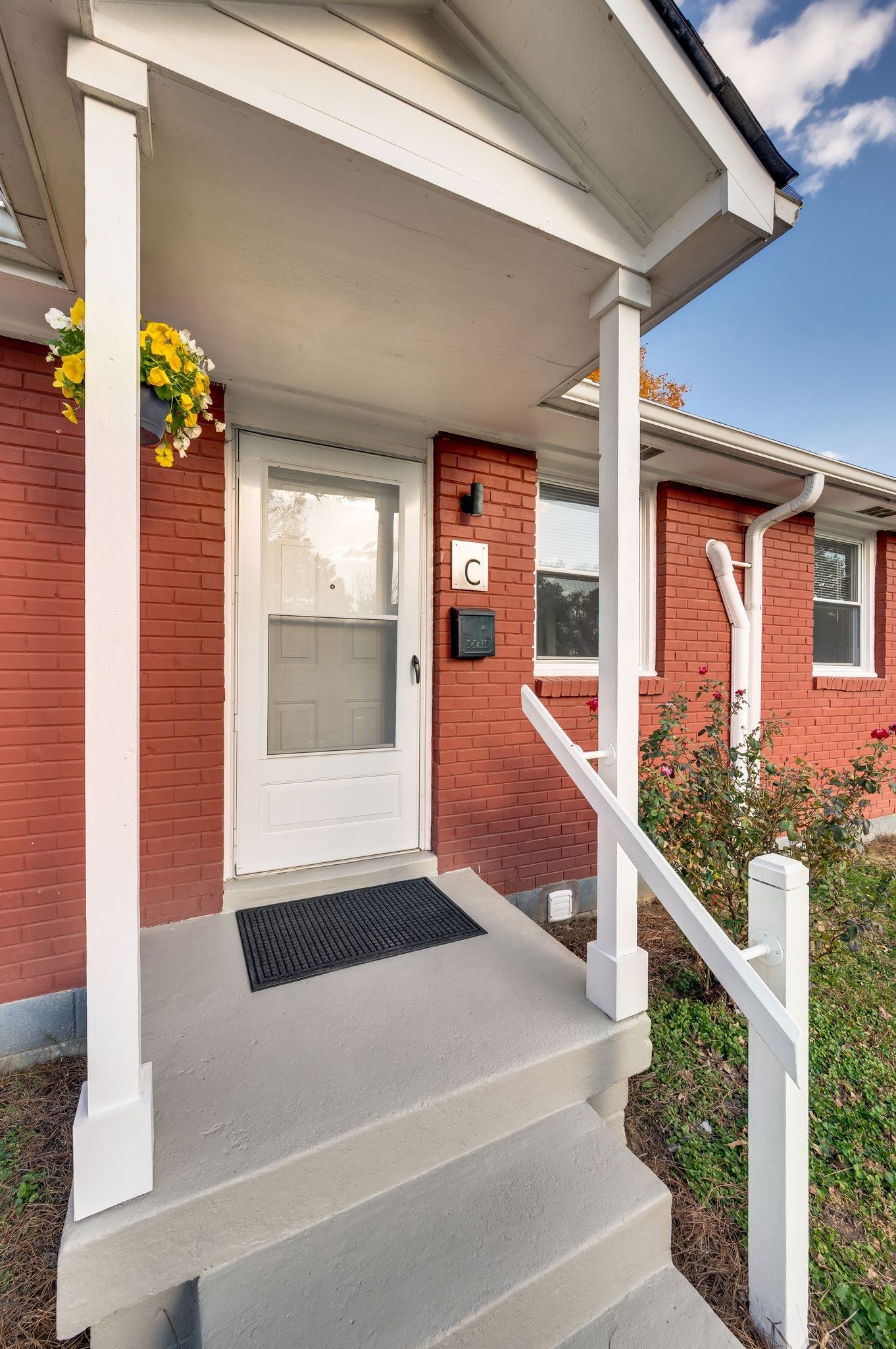 611 Boscobel St Unit C