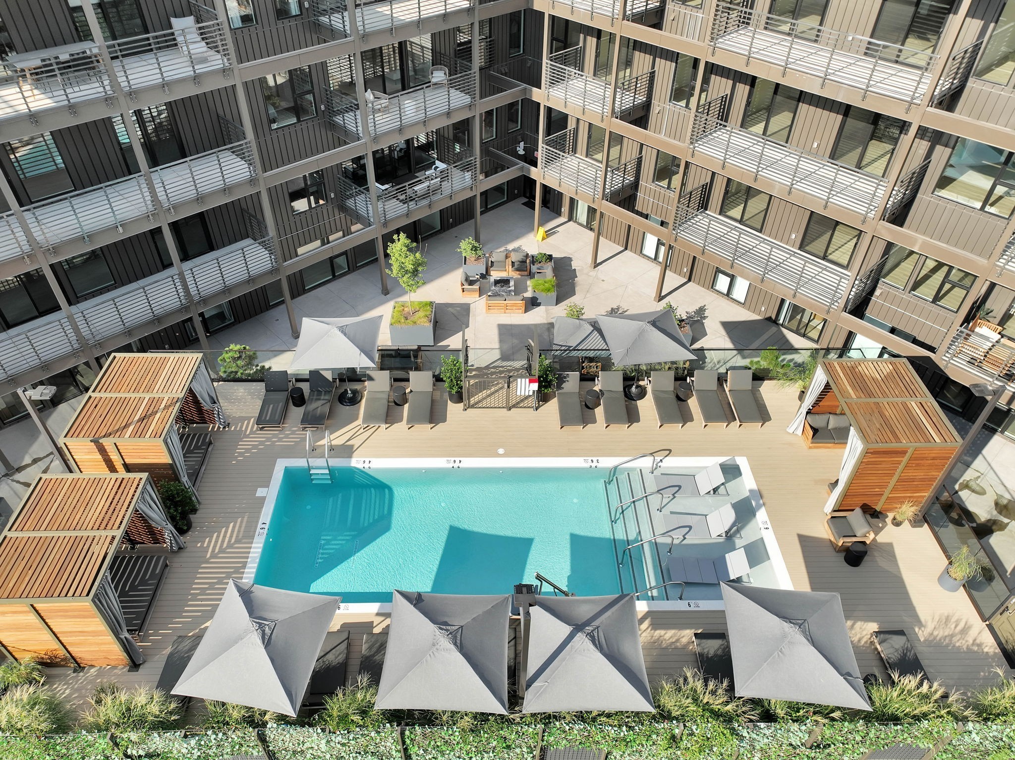 635 7th Ave S 308