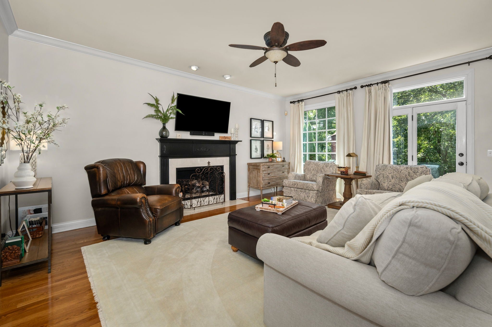 702 Prince Edward Ct
