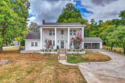 2124 Circle Dr Columbia TN 38401