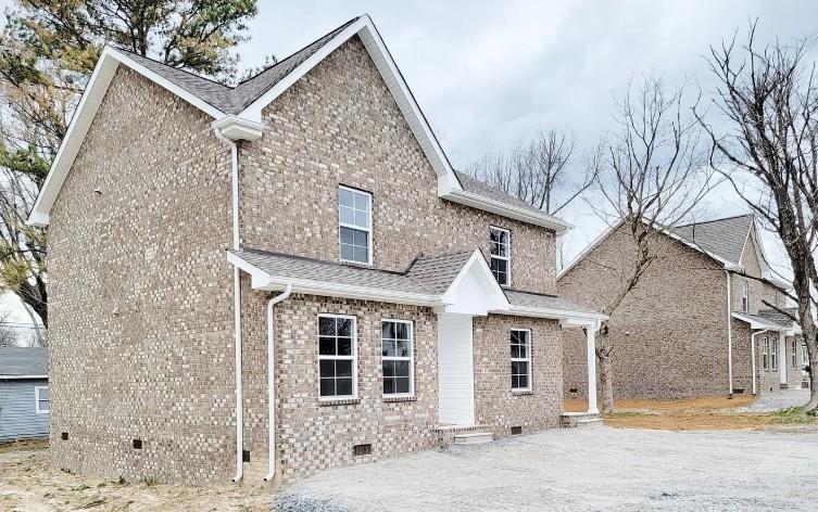 Photo 1 of 4 — 103 Walton Ave, Lafayette, TN 37083