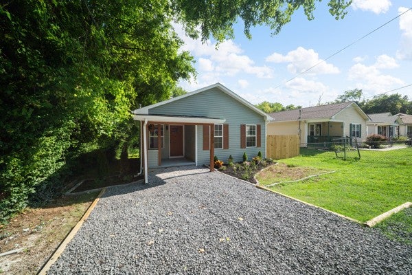 2513 Delk Ave, Nashville TN 37208 4-bed home, photo 4 of 45