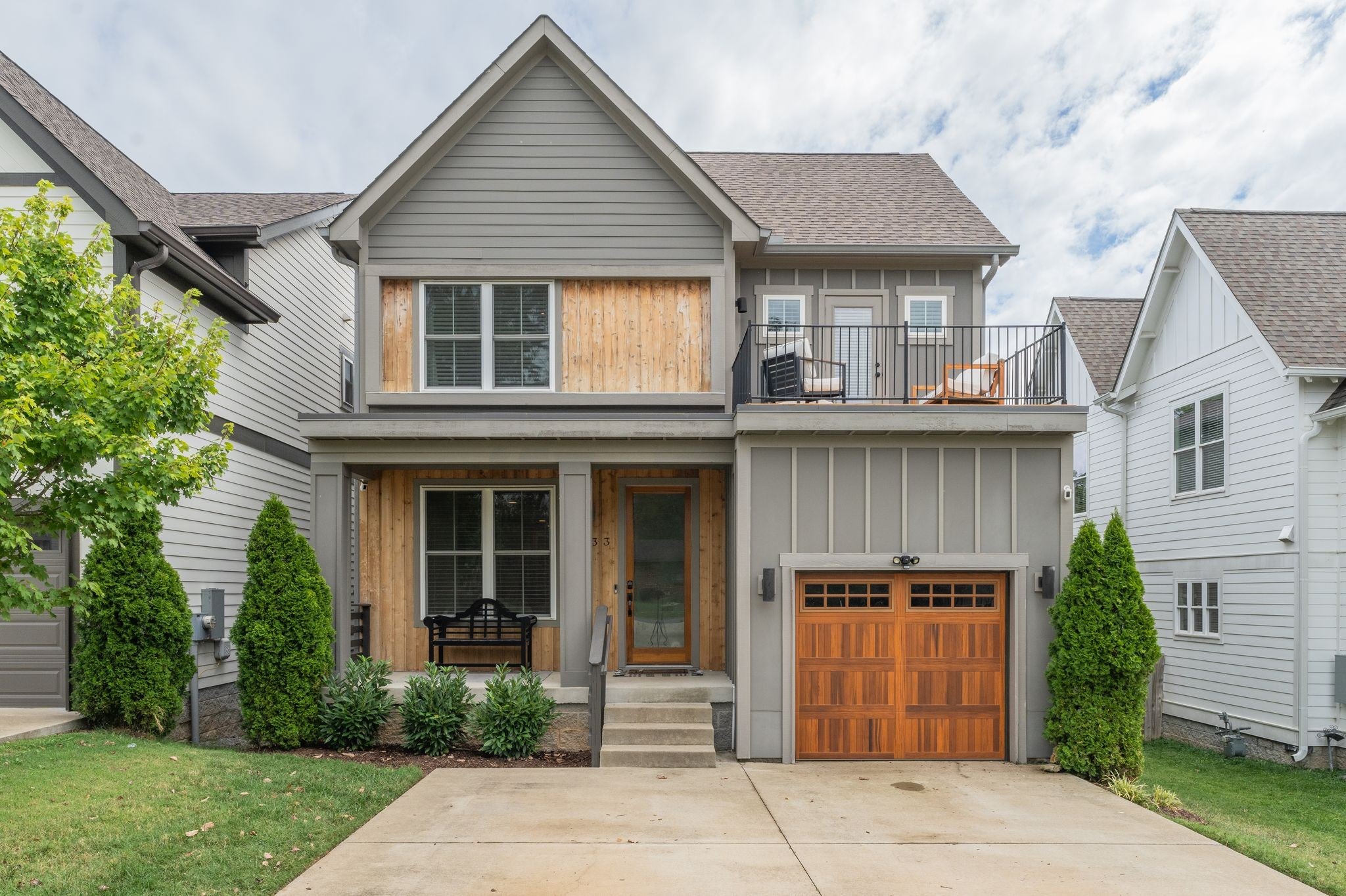 4.0-bed rental at 2433b Chapman Dr