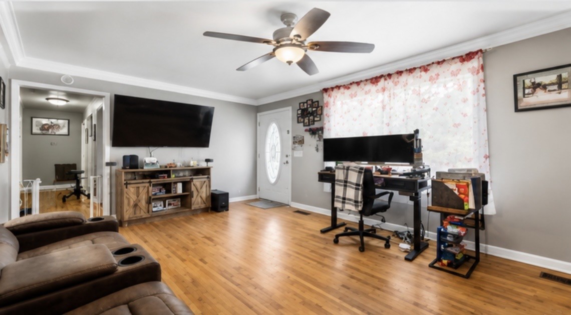 1087 Jackson Heights Rd