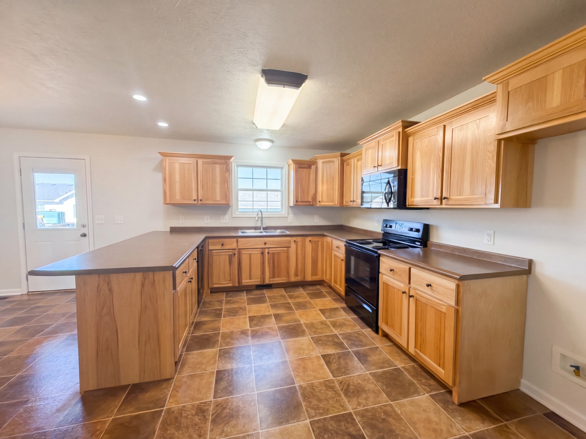 141 Thacker Dr