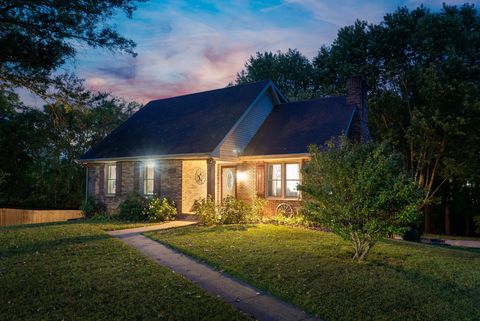 540 Westwood Dr Clarksville TN 37043