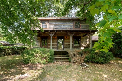 6336 S Lamont Rd Orlinda TN 37141