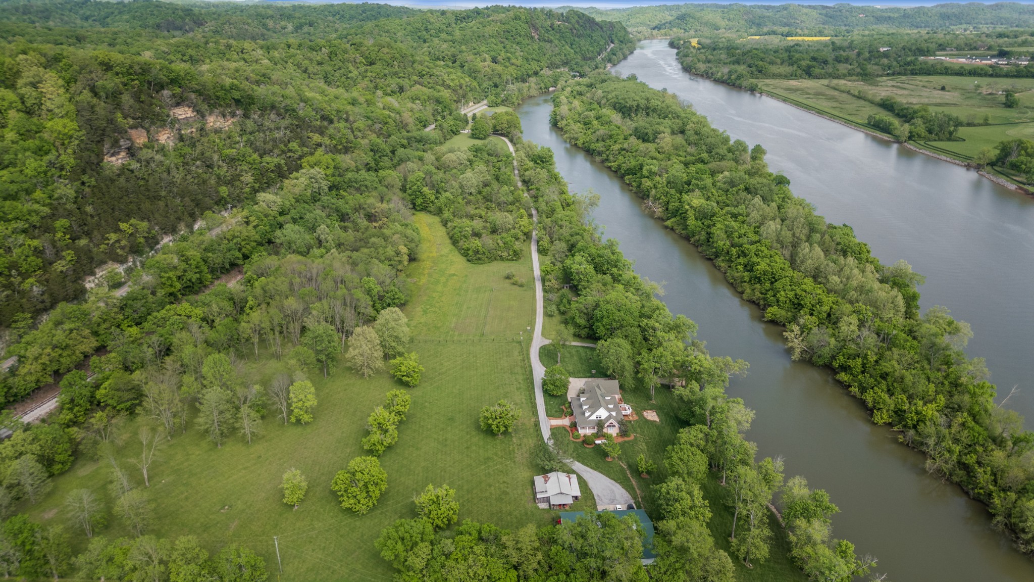 5959 River Trce