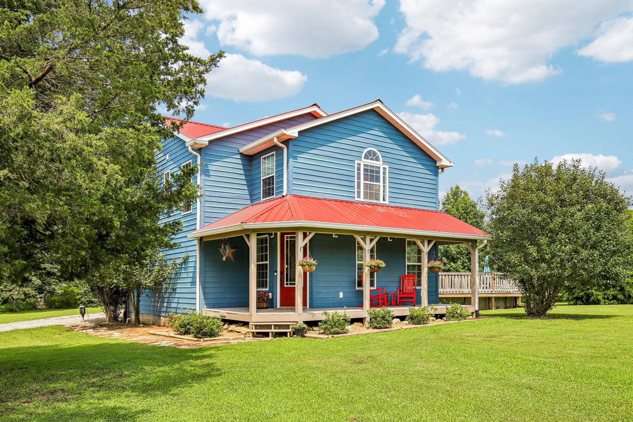 2409 Sylvia Rd
