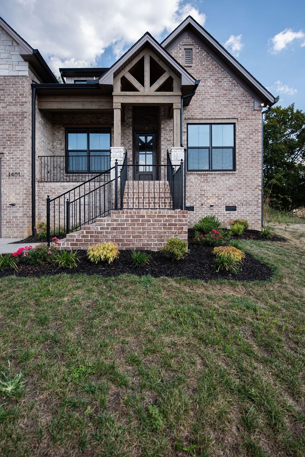 1401 Mills Cove