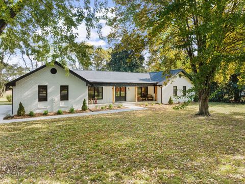 301 Rosebrook Dr Gallatin TN 37066