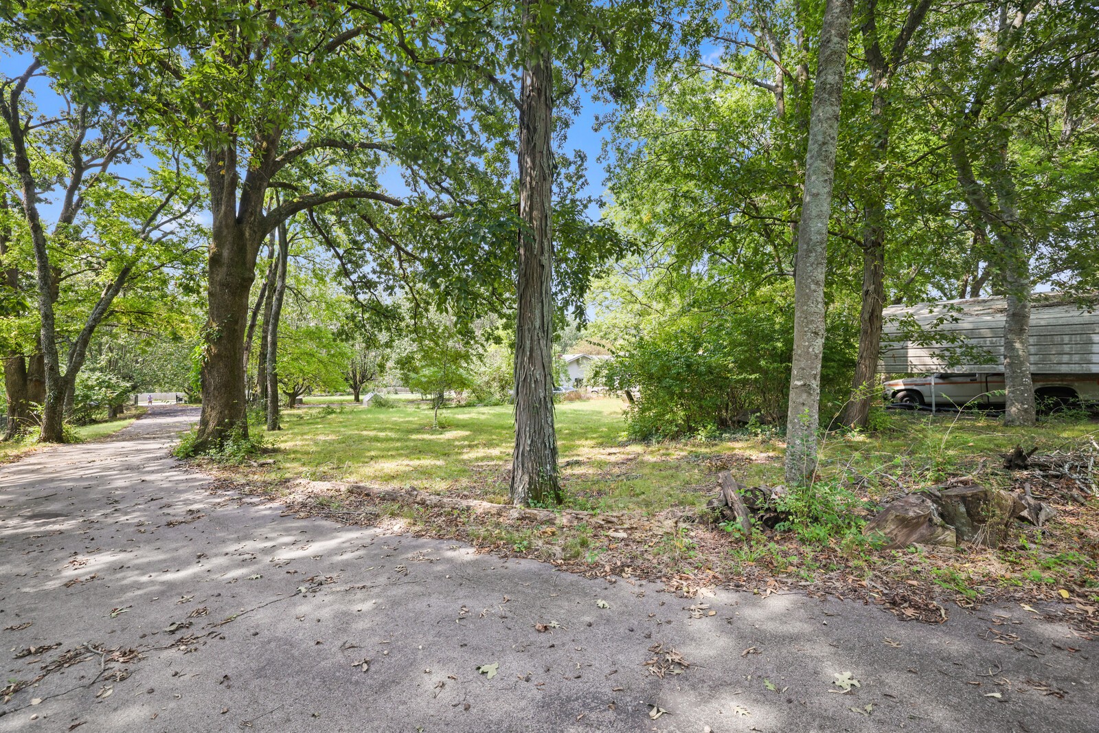 Nashville, Tennessee, 37217, United States, 4 Bedrooms Bedrooms, ,2 BathroomsBathrooms,Residential,Active,2036044