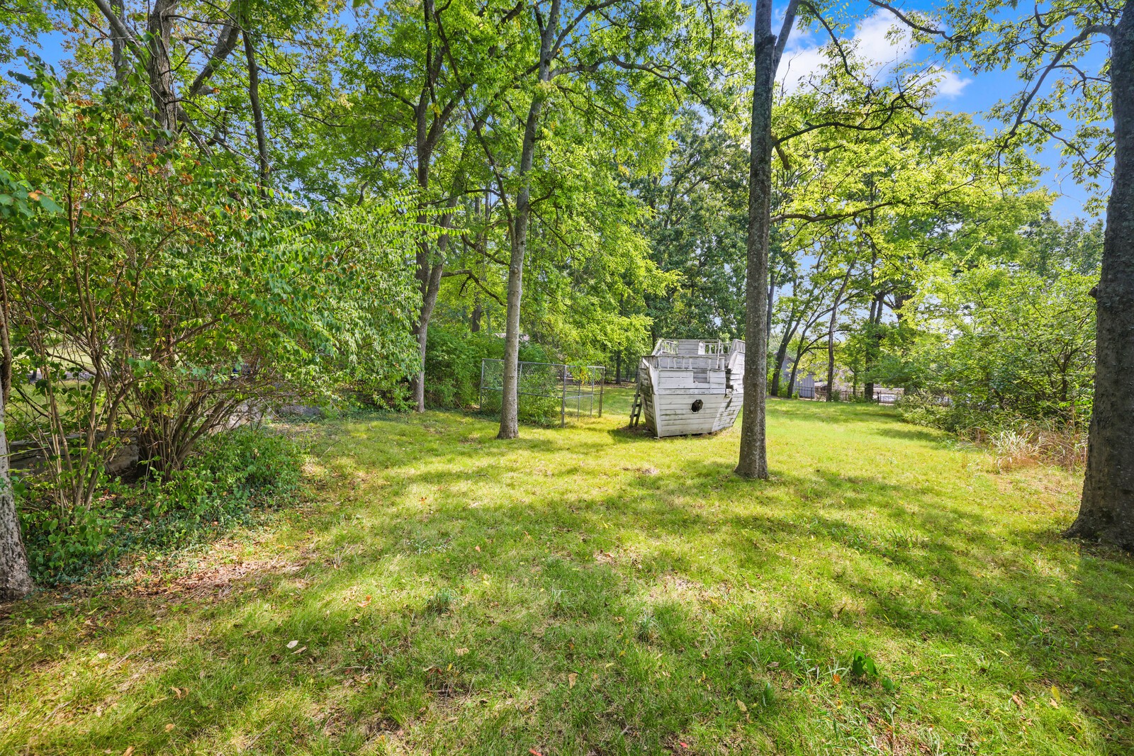 Nashville, Tennessee, 37217, United States, 4 Bedrooms Bedrooms, ,2 BathroomsBathrooms,Residential,Active,2036044