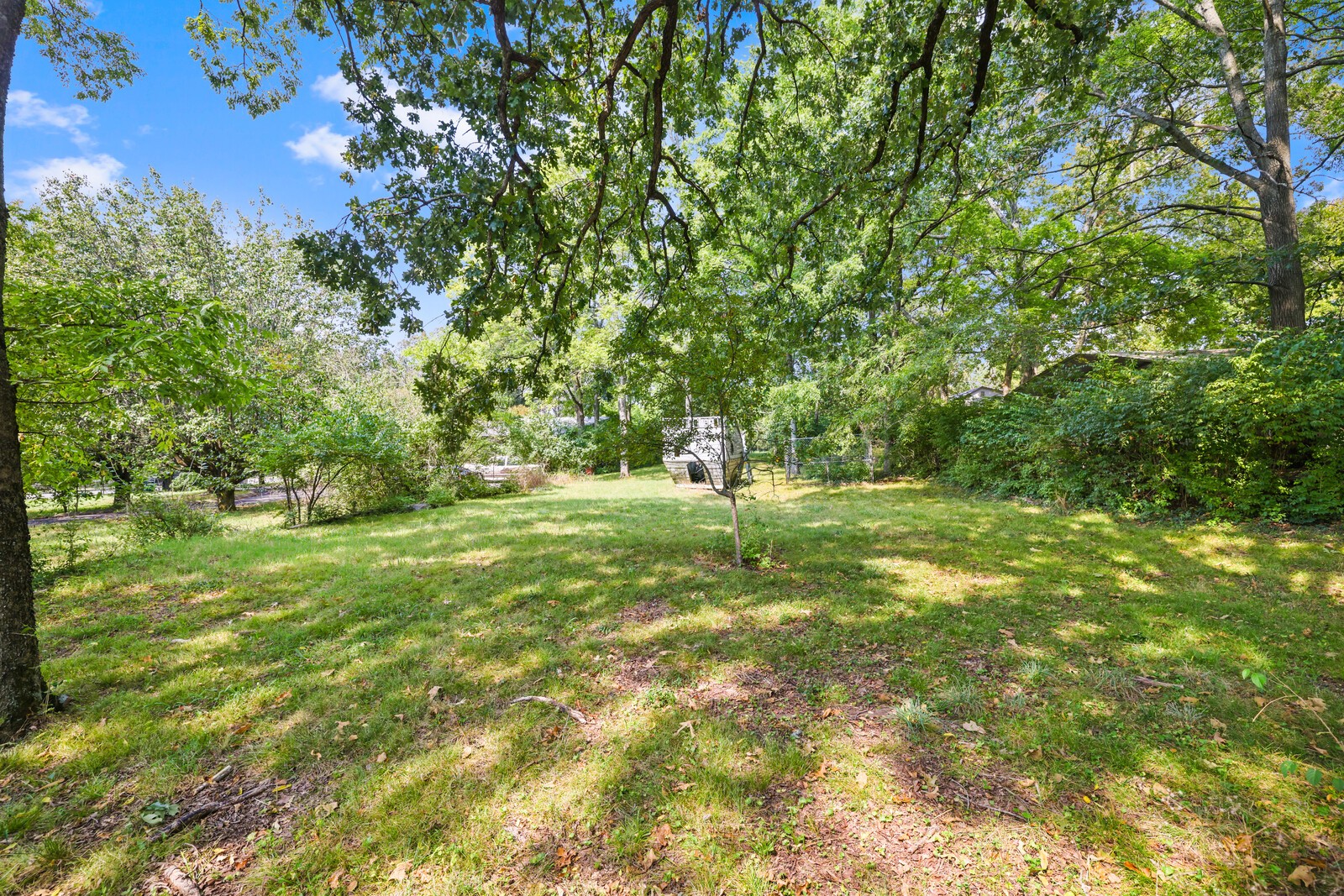 Nashville, Tennessee, 37217, United States, 4 Bedrooms Bedrooms, ,2 BathroomsBathrooms,Residential,Active,2036044