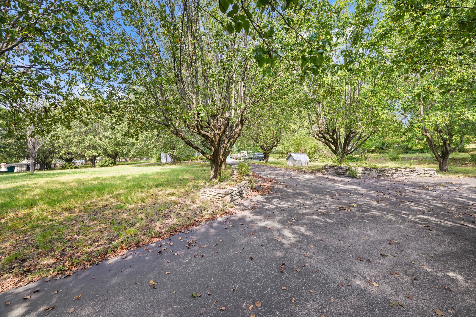 Nashville, Tennessee, 37217, United States, 4 Bedrooms Bedrooms, ,2 BathroomsBathrooms,Residential,Active,2036044