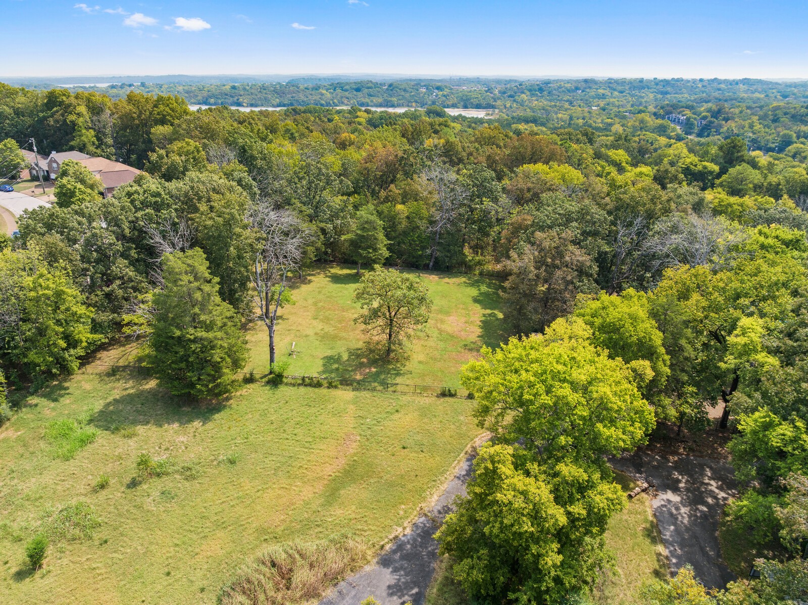 Nashville, Tennessee, 37217, United States, 4 Bedrooms Bedrooms, ,2 BathroomsBathrooms,Residential,Active,2036044