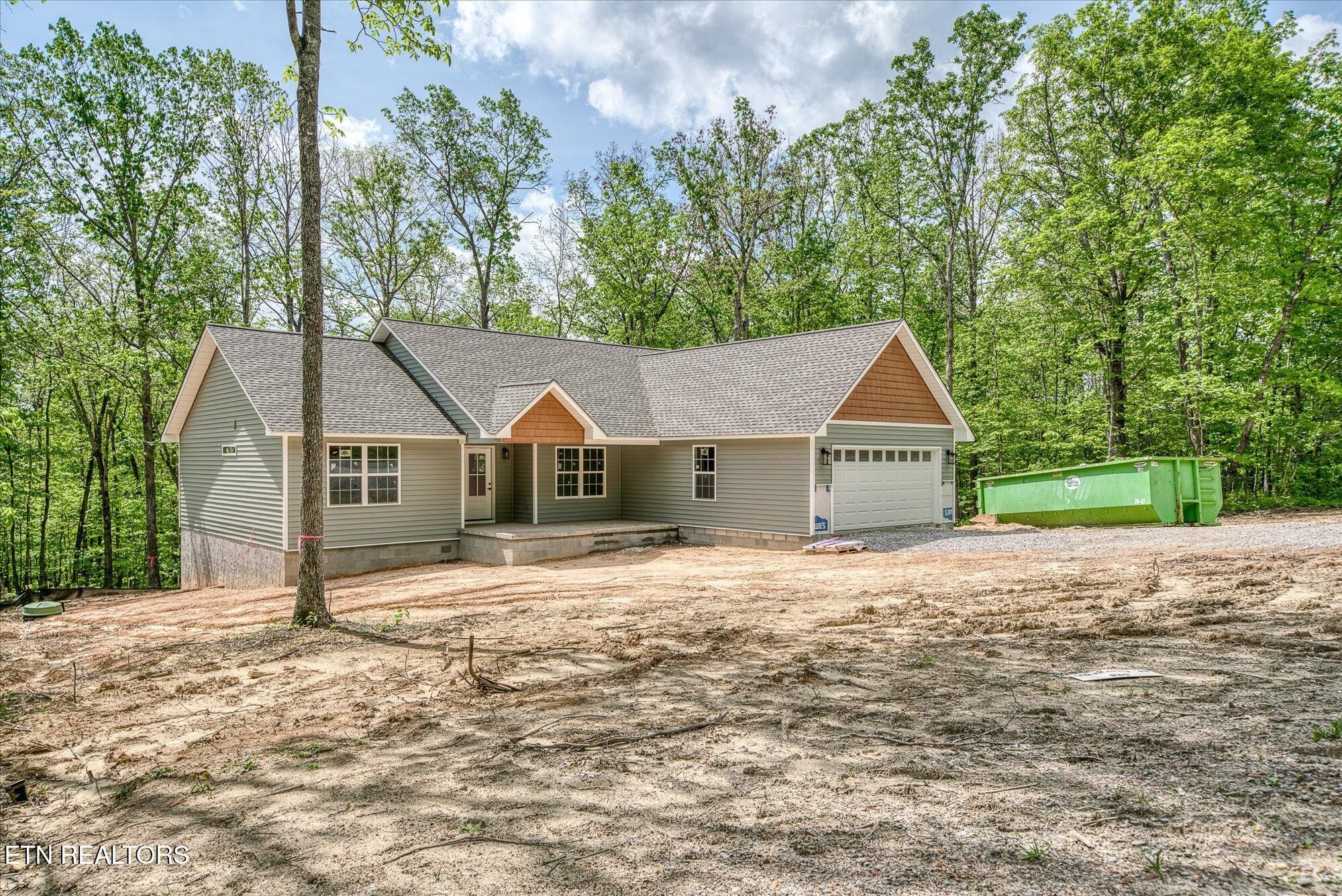 528 St George Drive