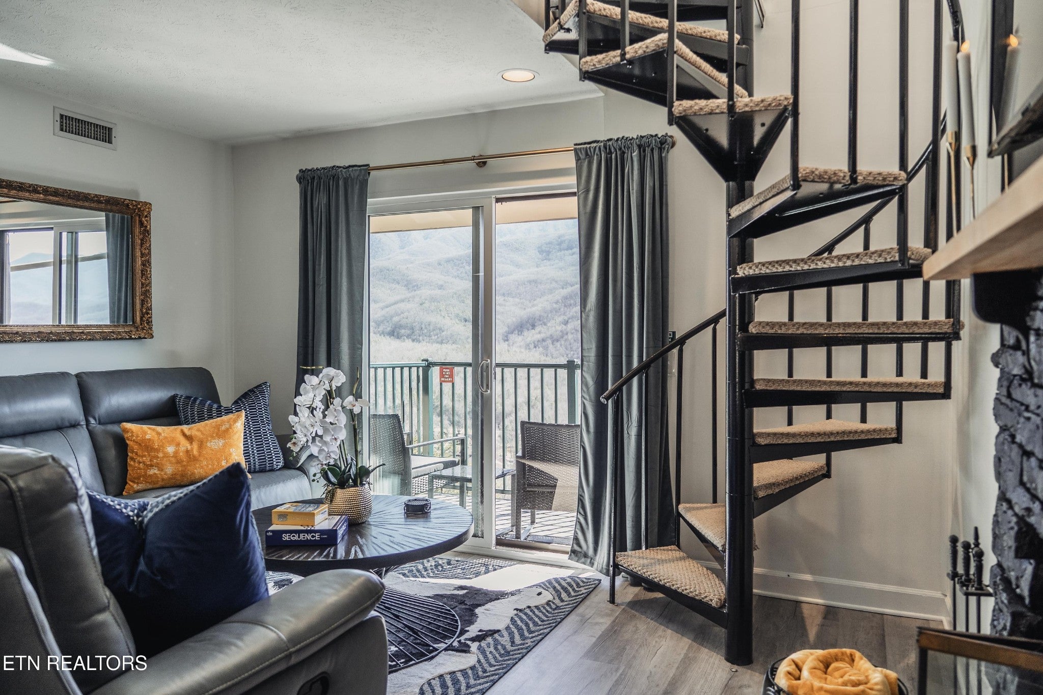 3710 Weber Rd 303