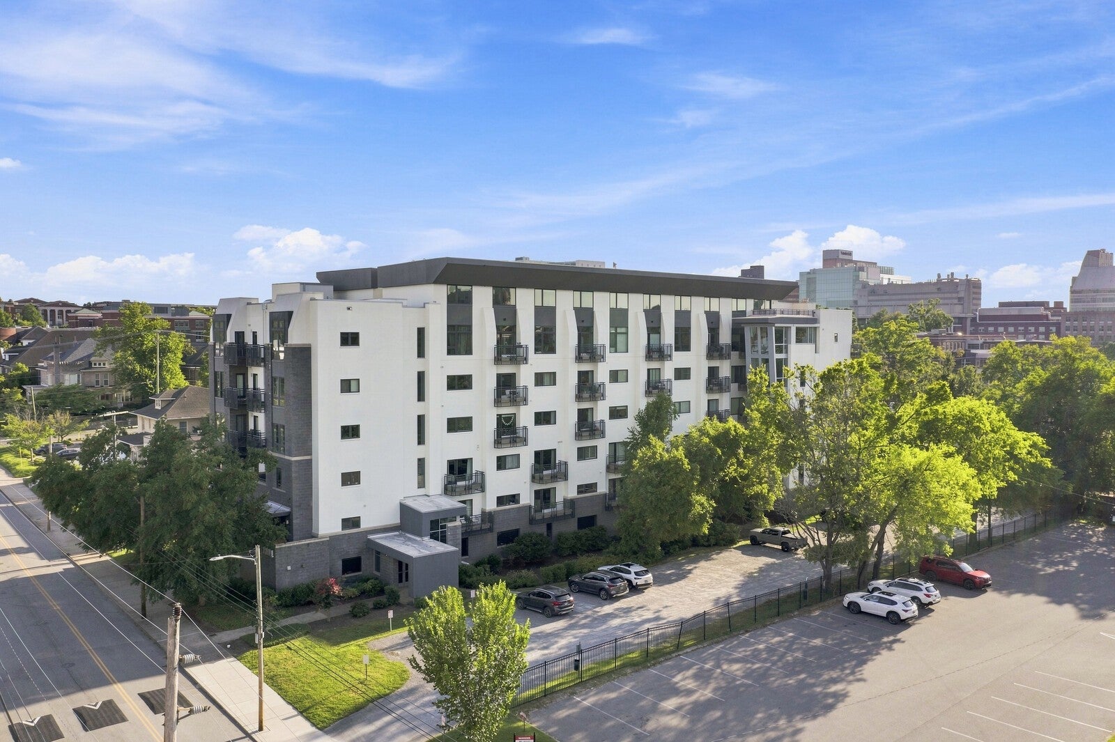 1101 18th Ave S 205