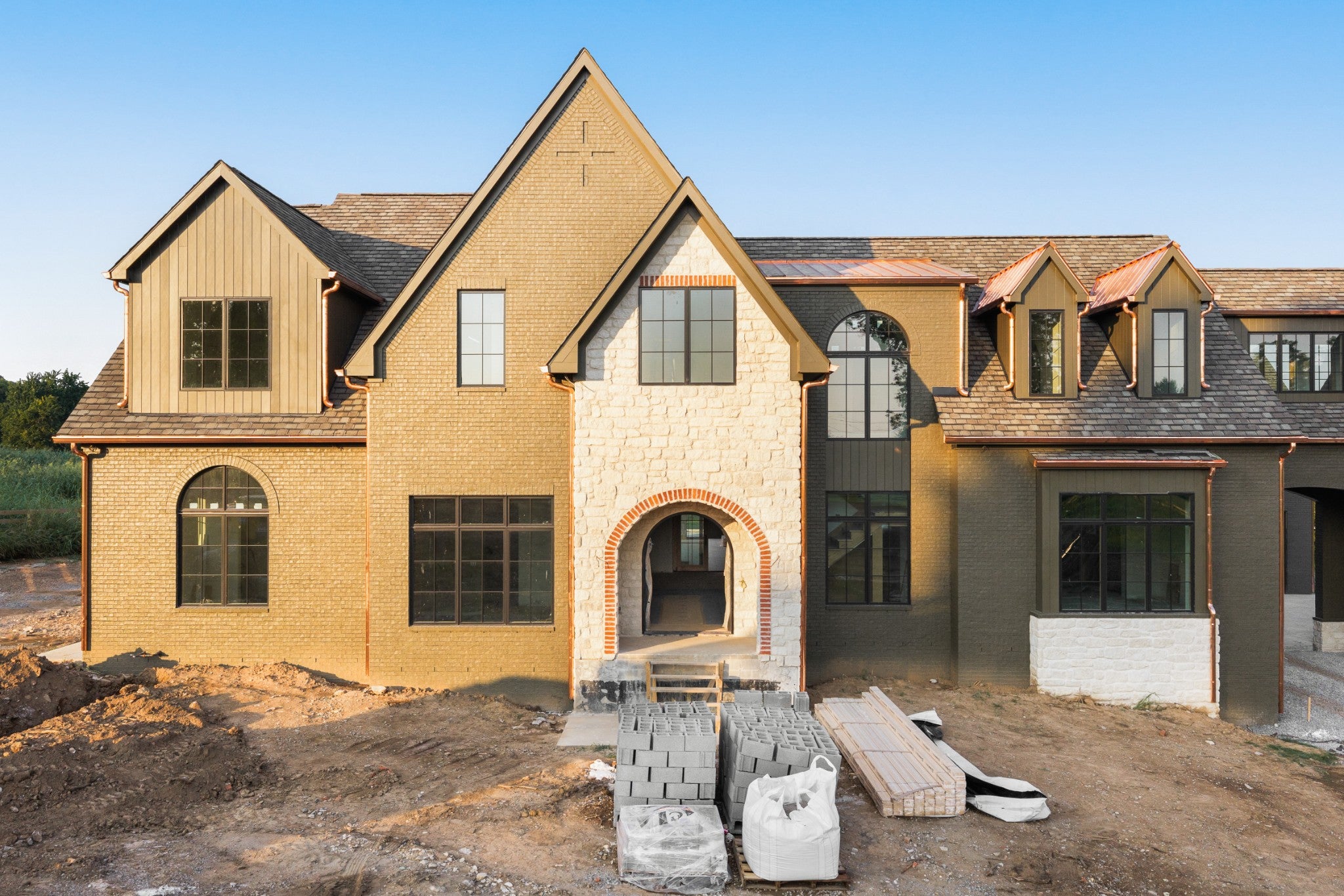4276 Columbia Pike
