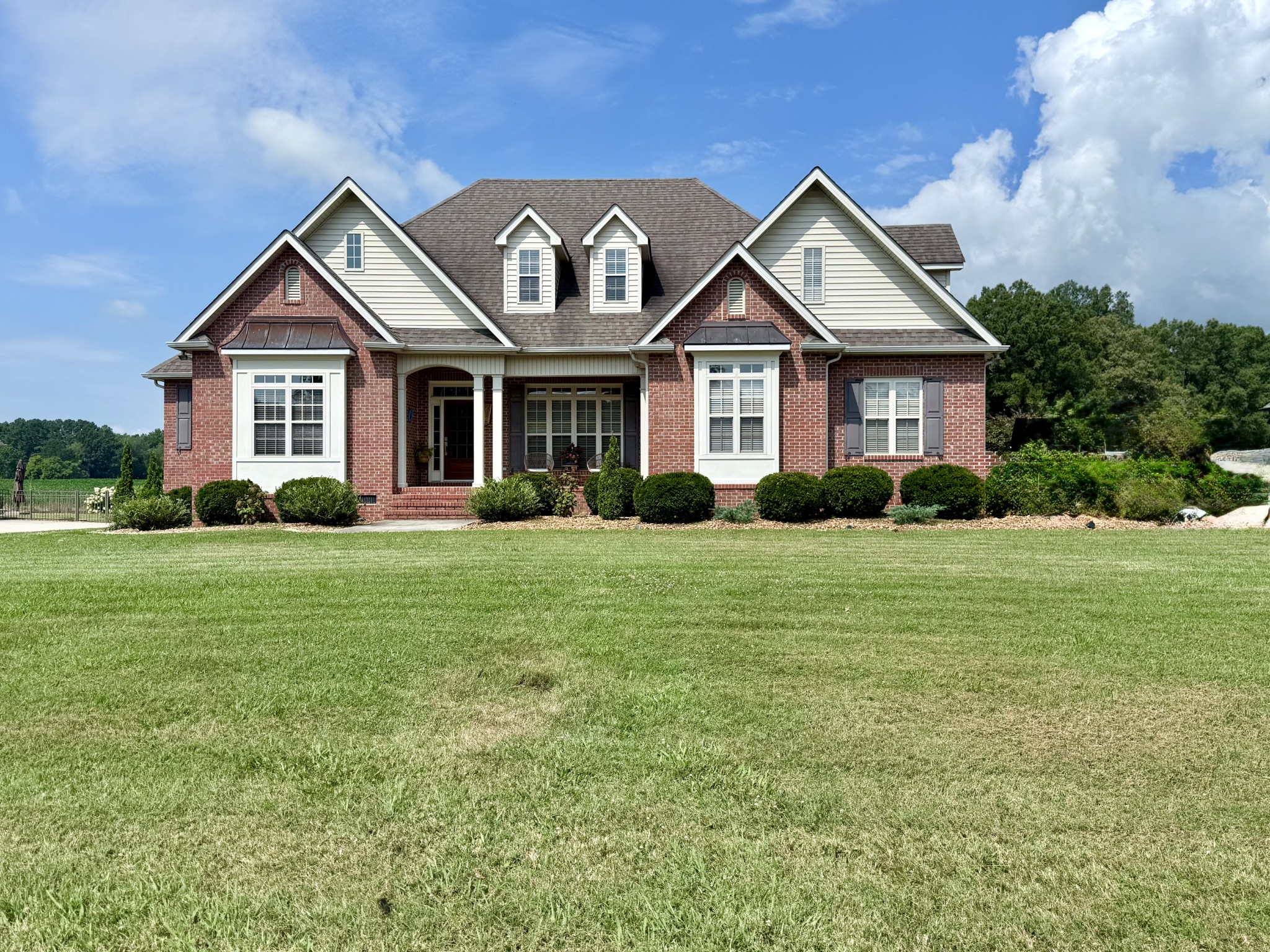 215 Wellington Dr