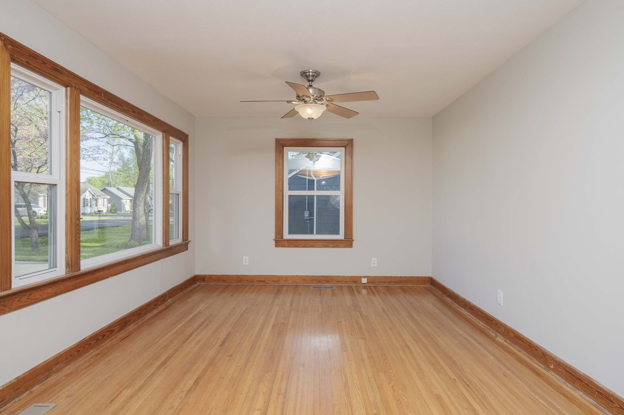 1014 Leaf Ave