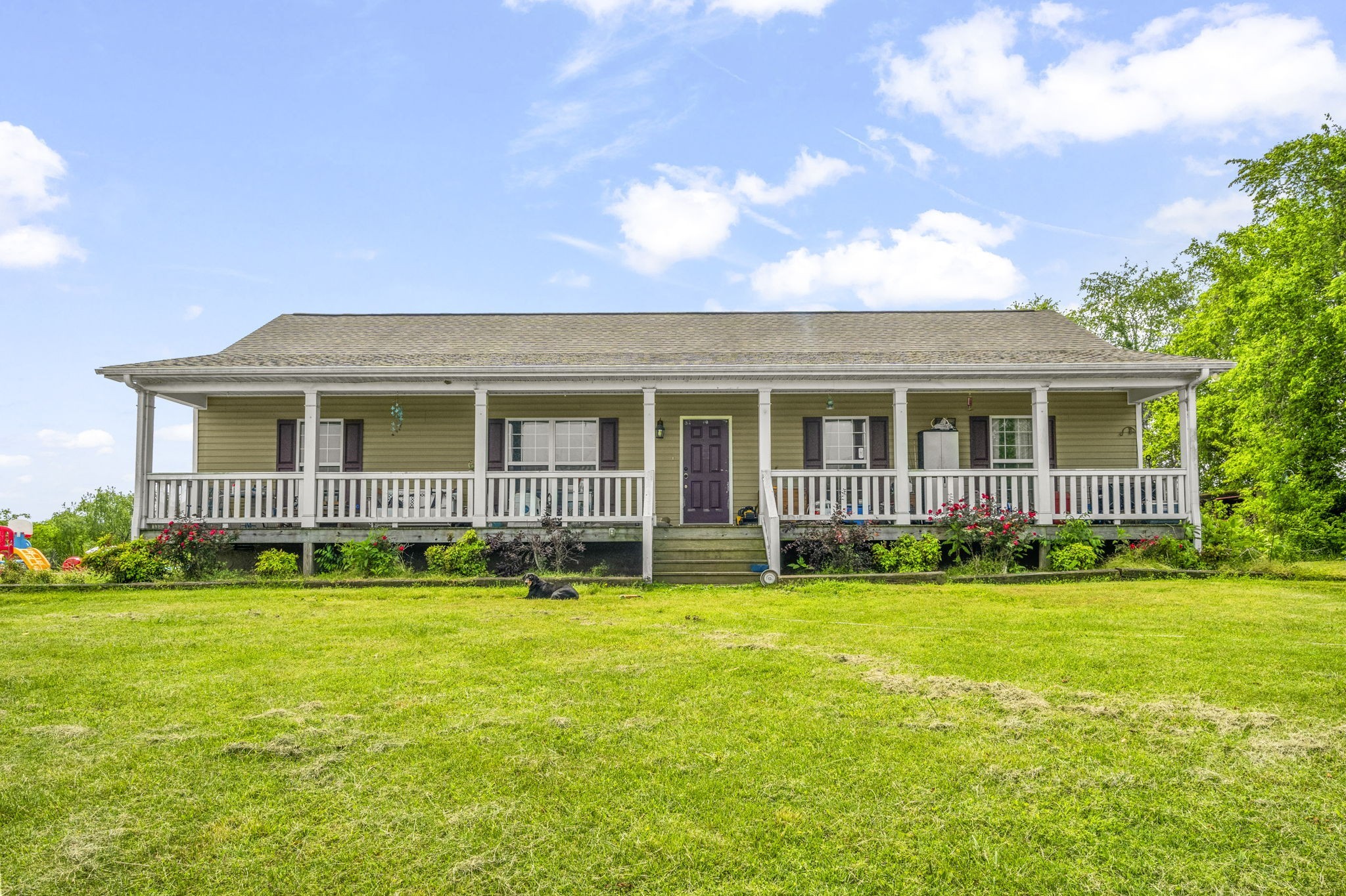 6015 Highway 76 E