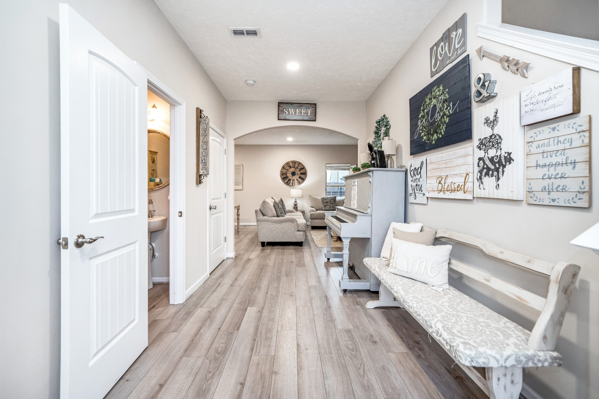 4218 Golden Sun Ct