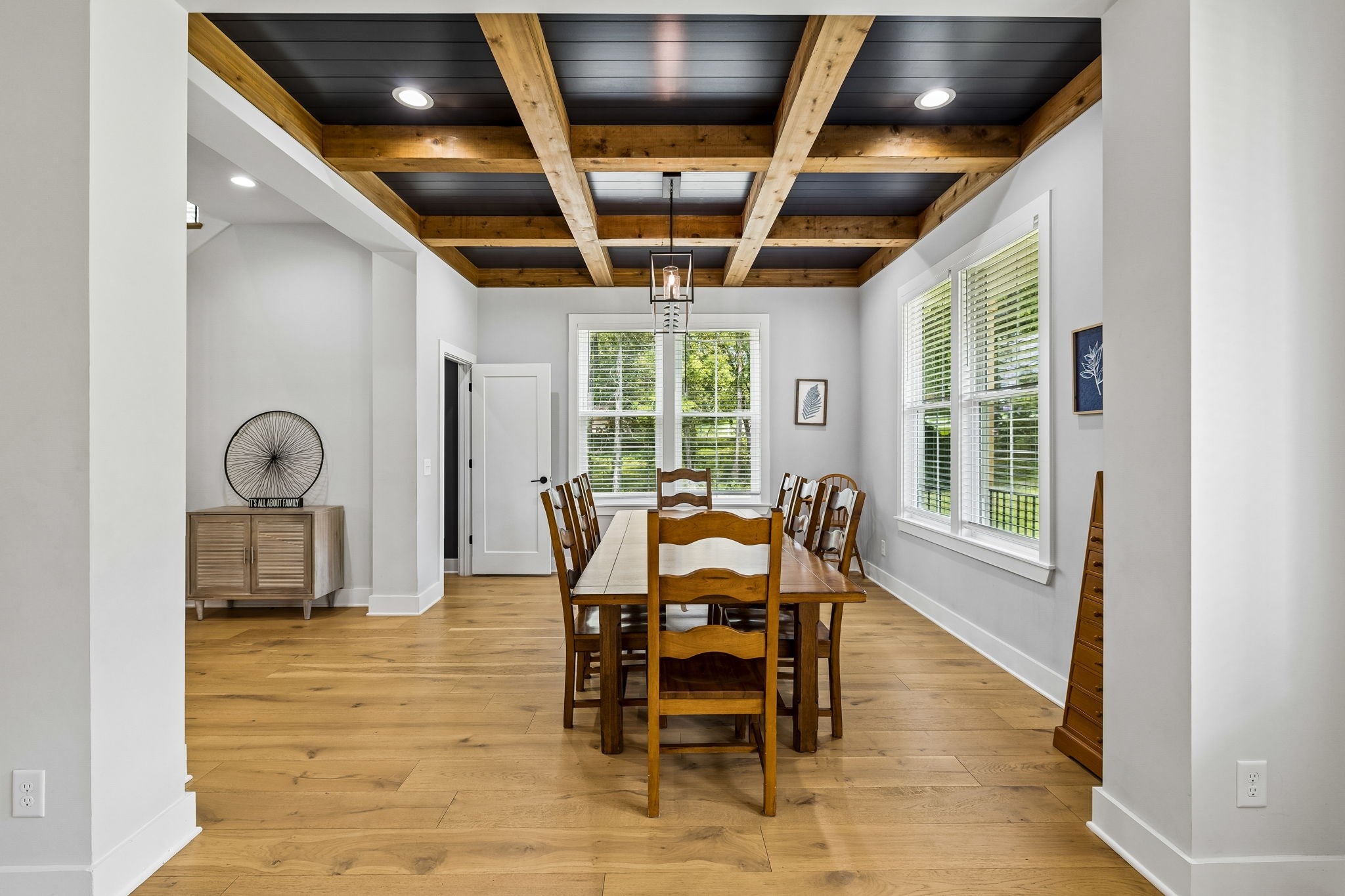 337 Vanderbilt Rd